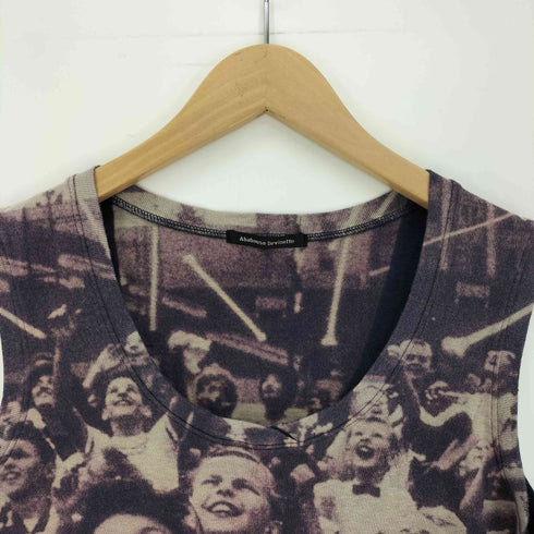 アバハウスドゥヴィネット abahouse devinette フォト 総柄 プリント タンクトップ レディース